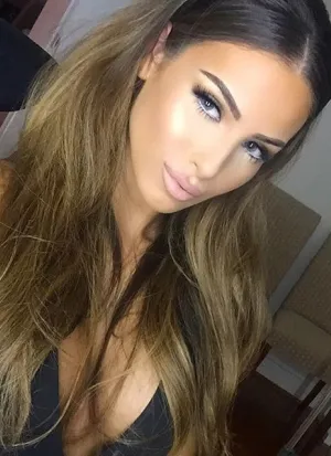 проститутка Виалета, 23, Бор